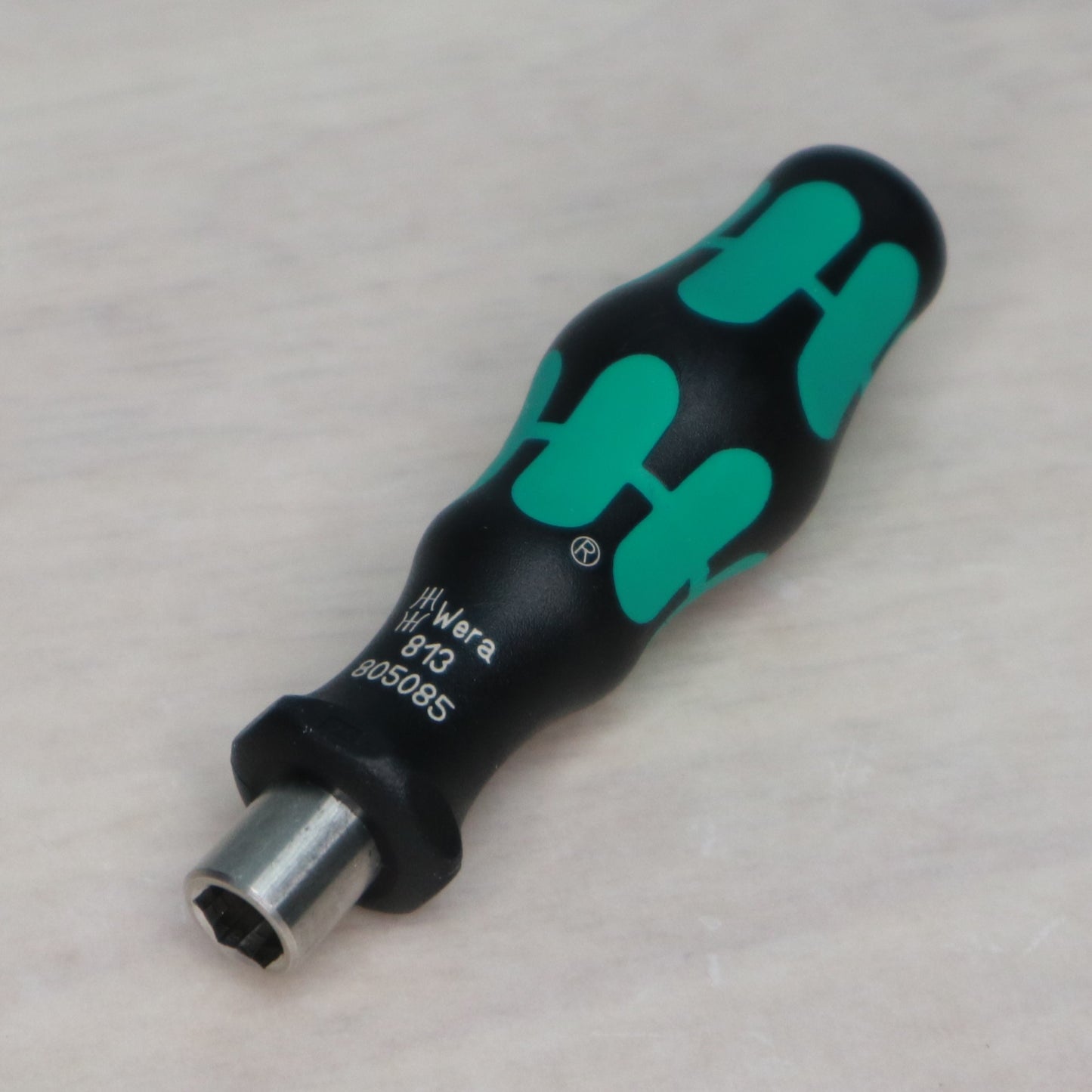 Screwdriver handle